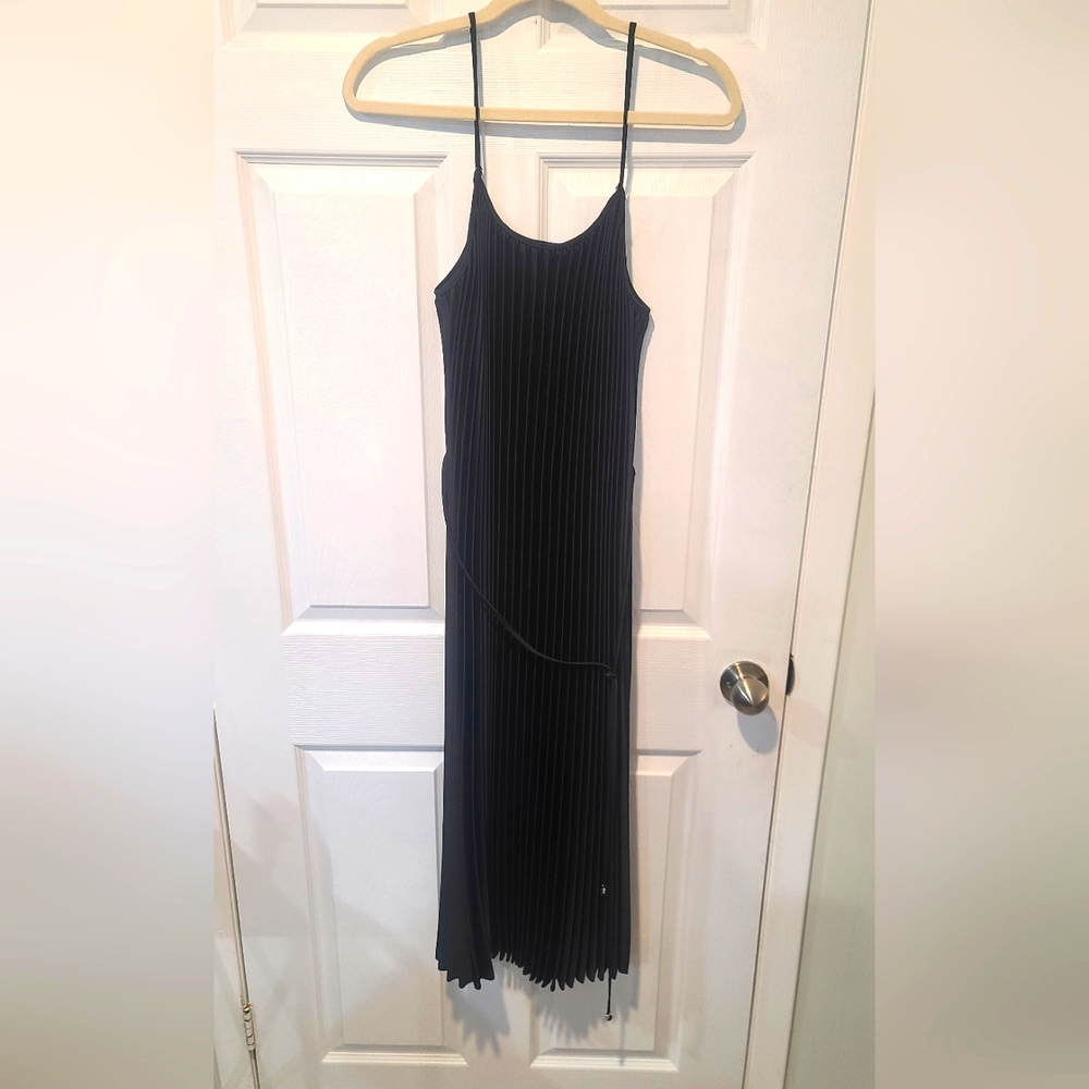 BRAND NEW - Elegant Black Pleated Dress